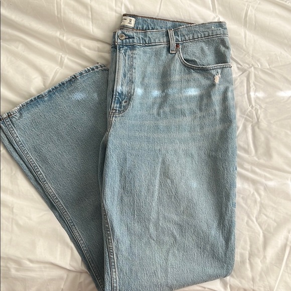 Abercrombie Vintage Flare Jeans - Picture 3 of 14